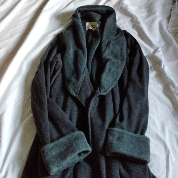 UGG ROBE SIZE S - Picture 6 of 9